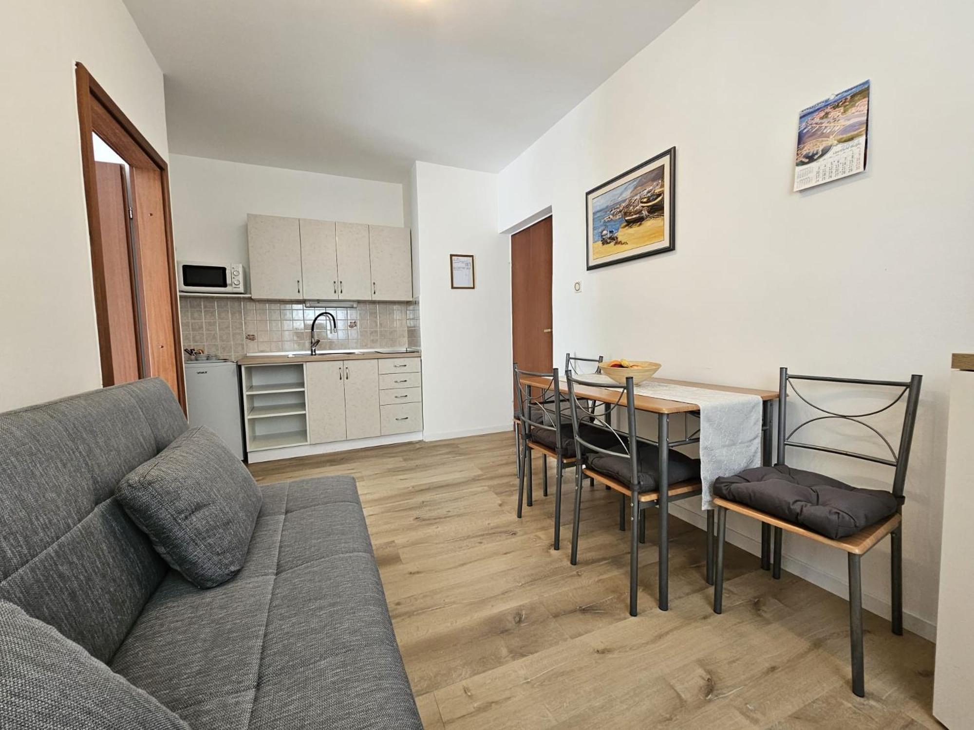 Apartments Andrea Malinska Εξωτερικό φωτογραφία