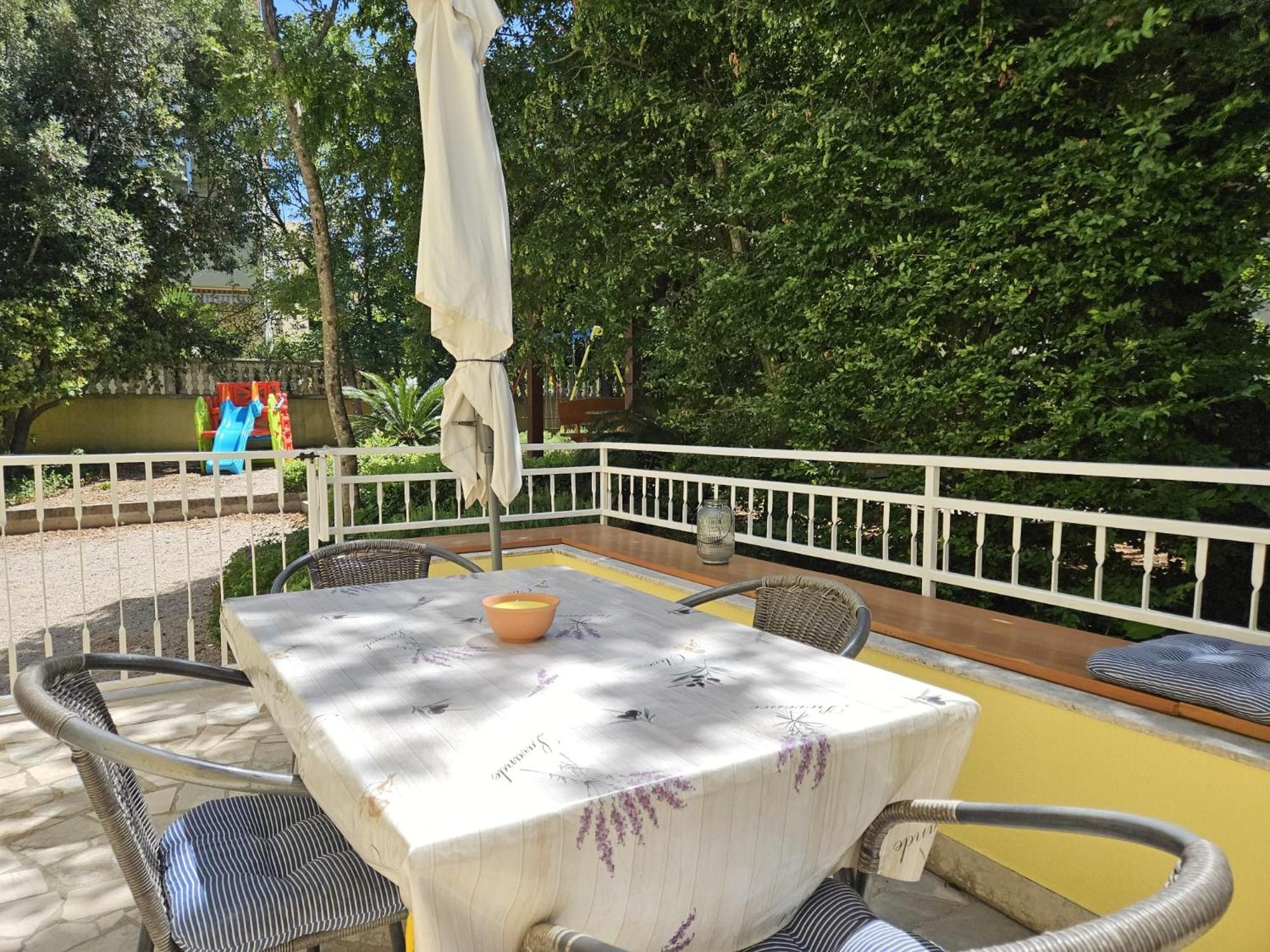 Apartments Andrea Malinska Εξωτερικό φωτογραφία