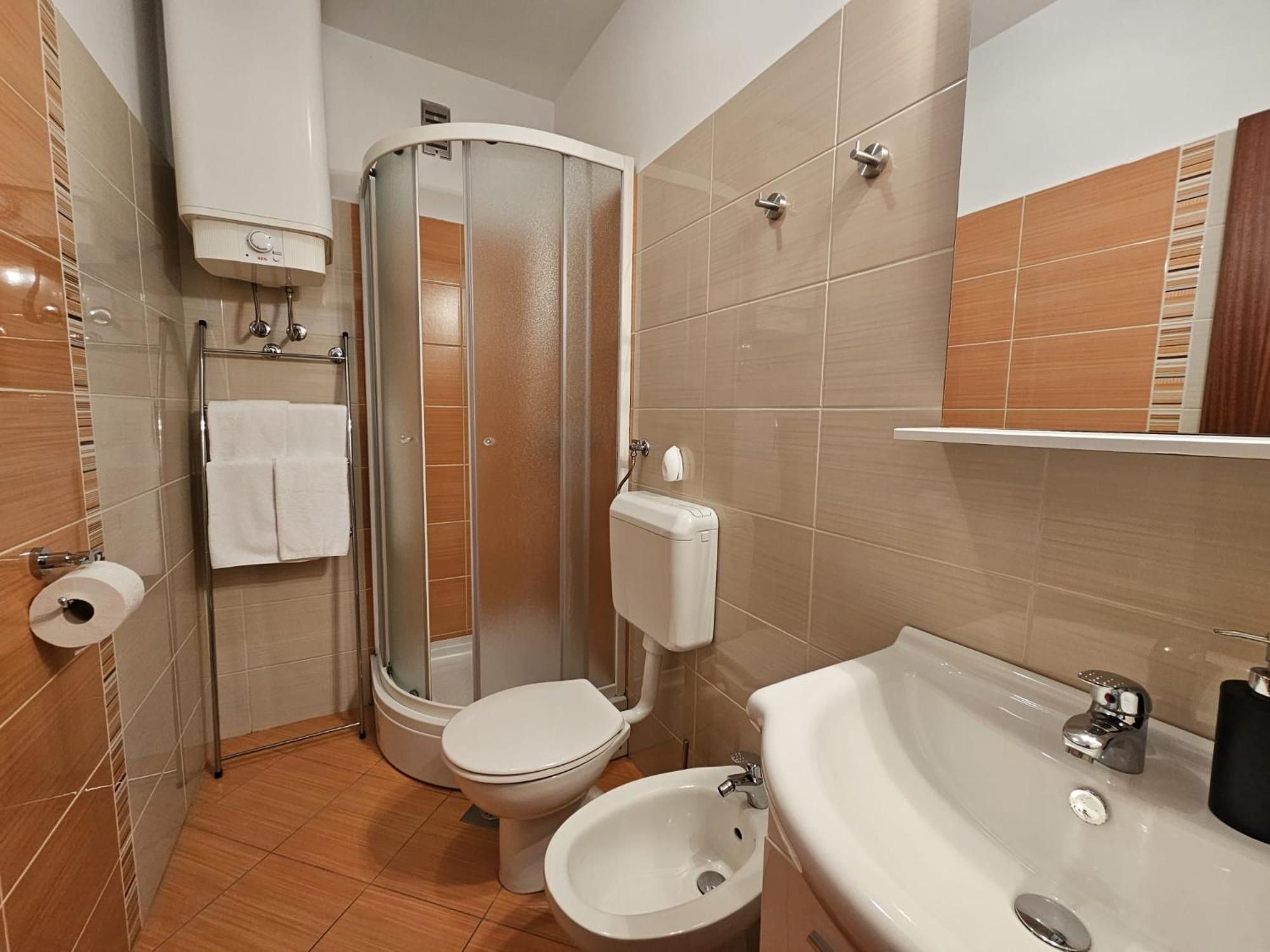 Apartments Andrea Malinska Εξωτερικό φωτογραφία